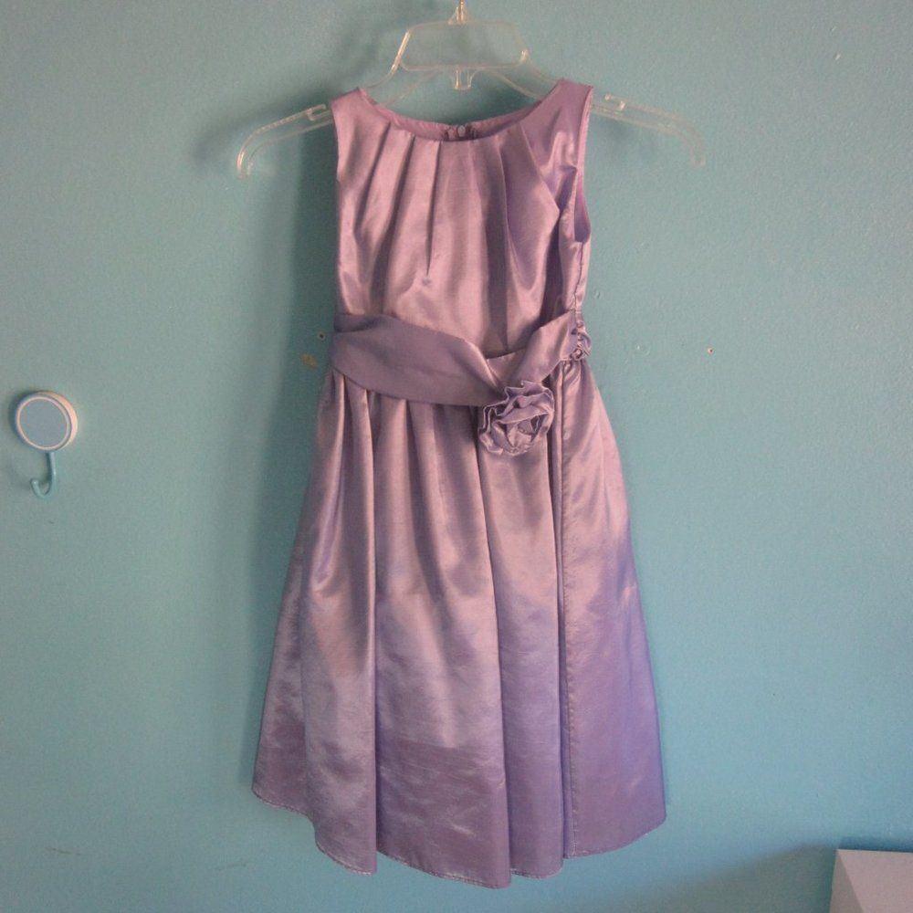 Sweet Kids Girls Formal Size 6 Party / Event Dress Purple Taffeta with Bow